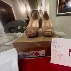 Christian Loubetin VERY PRIVE 100 Patent